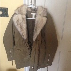 H&M green, fur neck winter coat. NBW